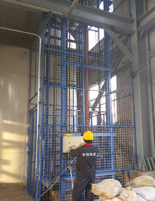 液壓升降貨梯-外封網雙體式 液壓升降貨梯-外封網雙體式