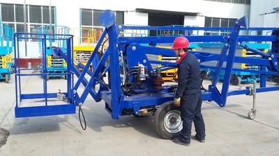 液壓升降機-牽引折臂式 液壓升降機-牽引折臂式