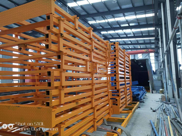 導(dǎo)軌式液壓升降機(jī) 導(dǎo)軌式液壓升降機(jī)