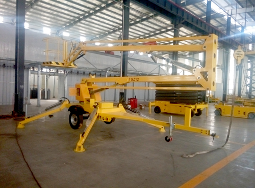 牽引折臂式液壓升降機 牽引折臂式液壓升降機